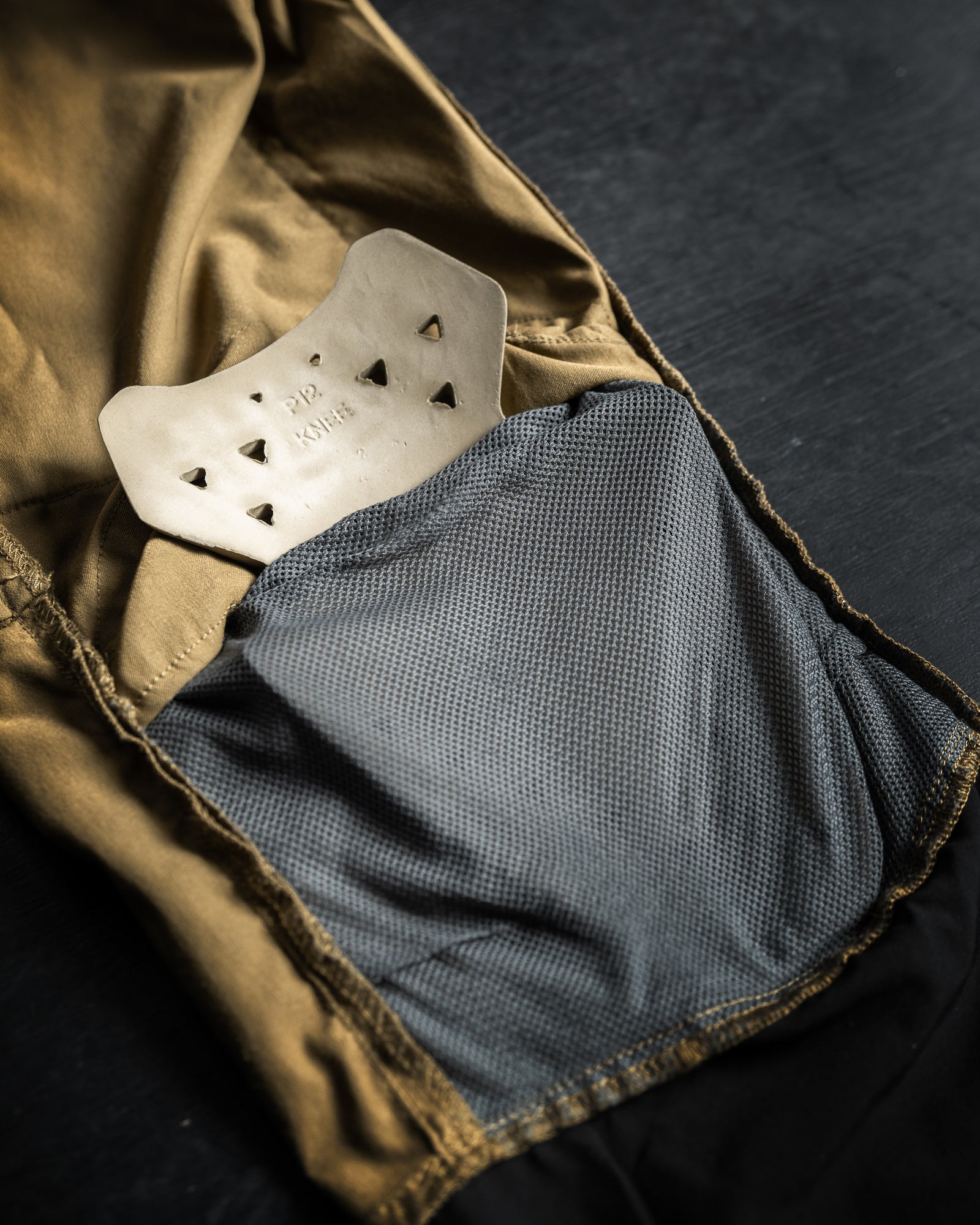 Delta Three Oscar™ P12 Knee Pad Set - Delta Three Oscar