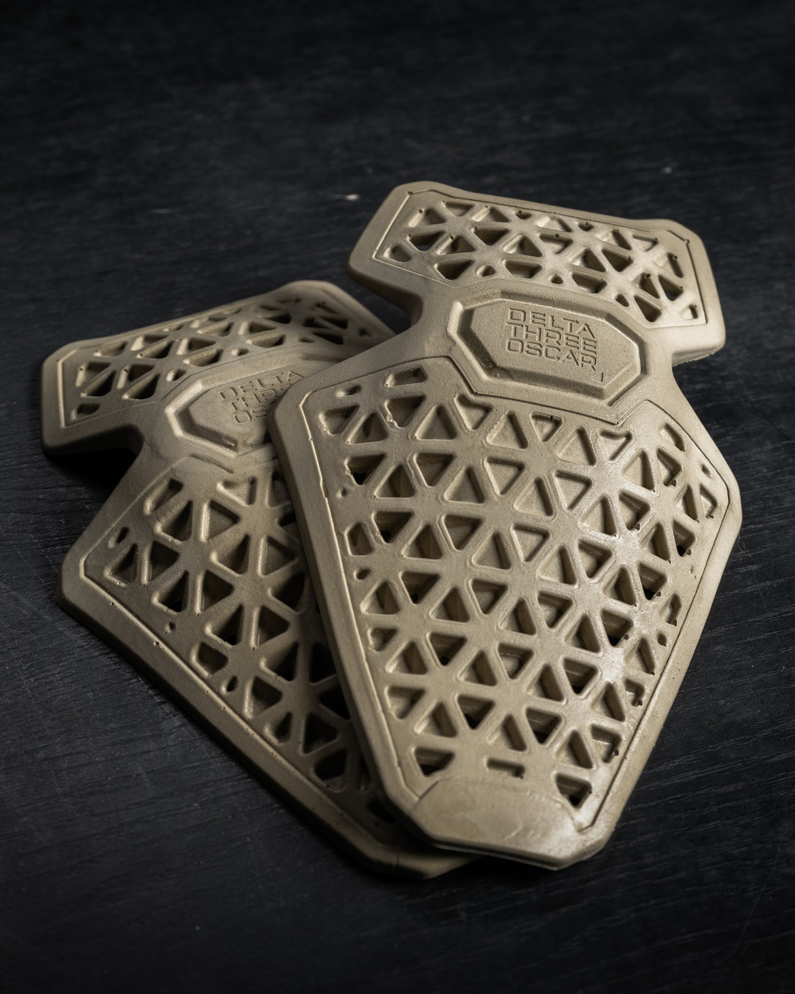 Delta Three Oscar™ P12 Knee Pad Set - Delta Three Oscar