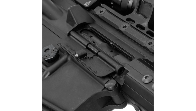 Quick Install AR Dust Cover, .223/5.56 - Leapers, Inc.