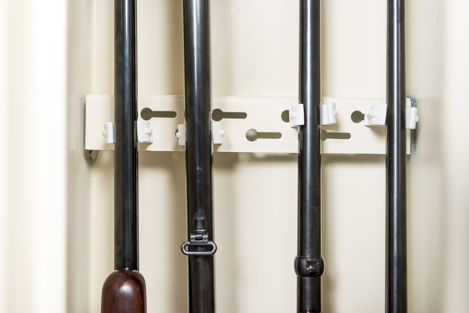 Raufoss Basic 4 Våpenskap - Raufoss Engineering