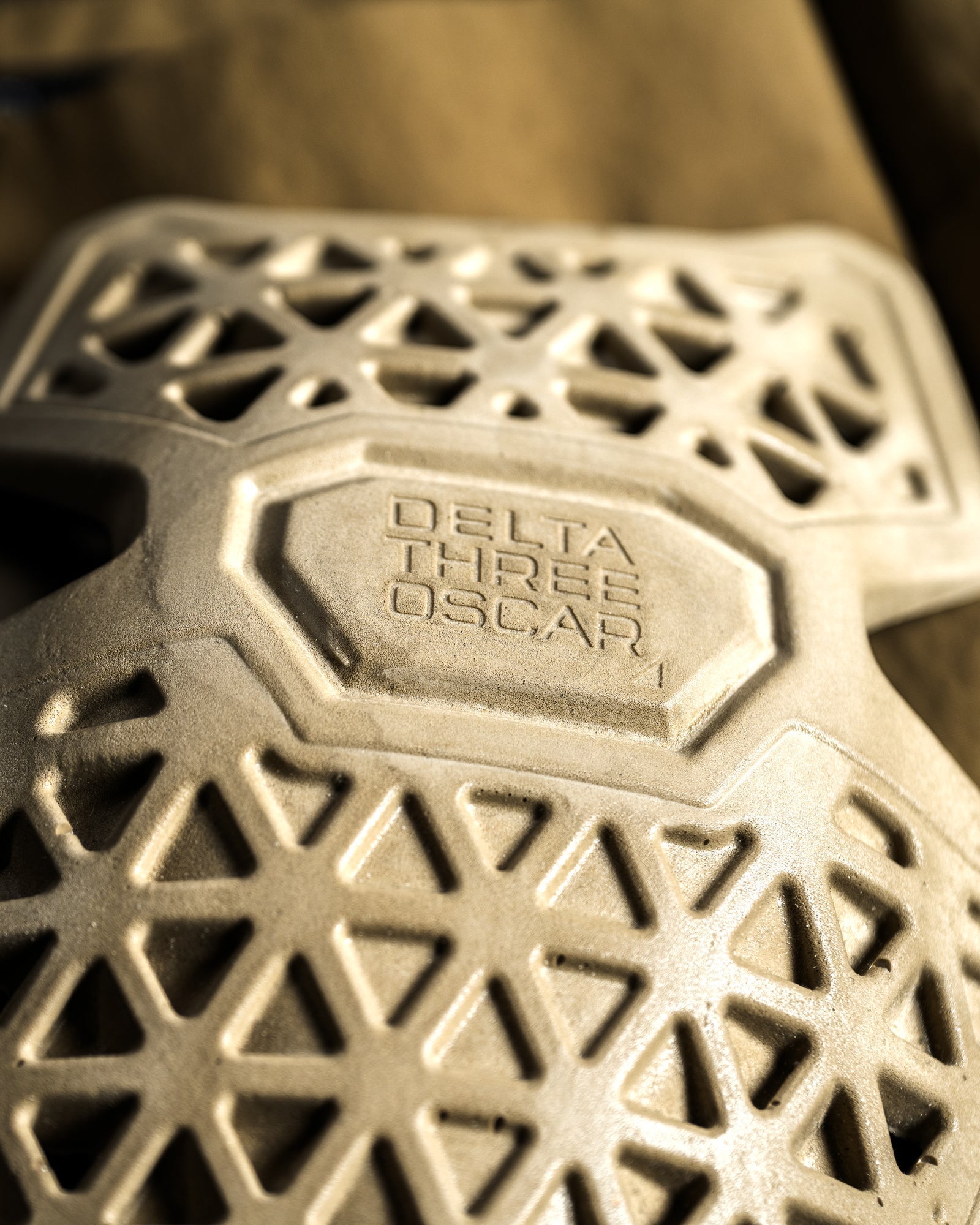 Delta Three Oscar™ P12 Knee Pad Set - Delta Three Oscar