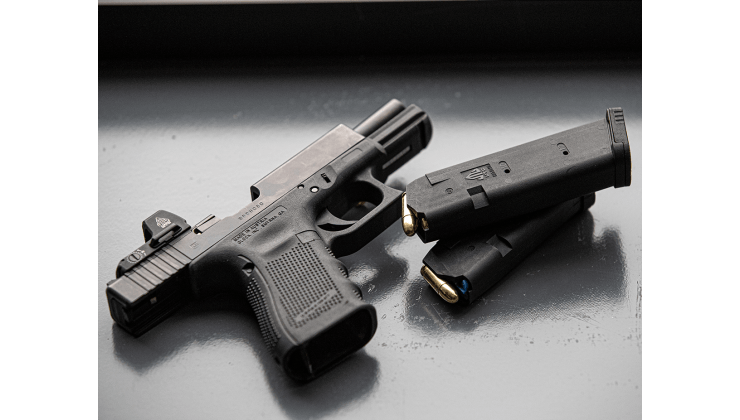 UTG Polymer Glock Magazine, 15 Round, 9mm (G19/26) - Leapers, Inc.